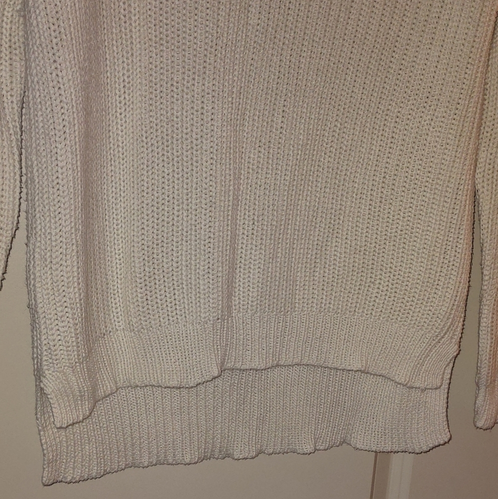 H&M Sweater - Picture 3 of 3